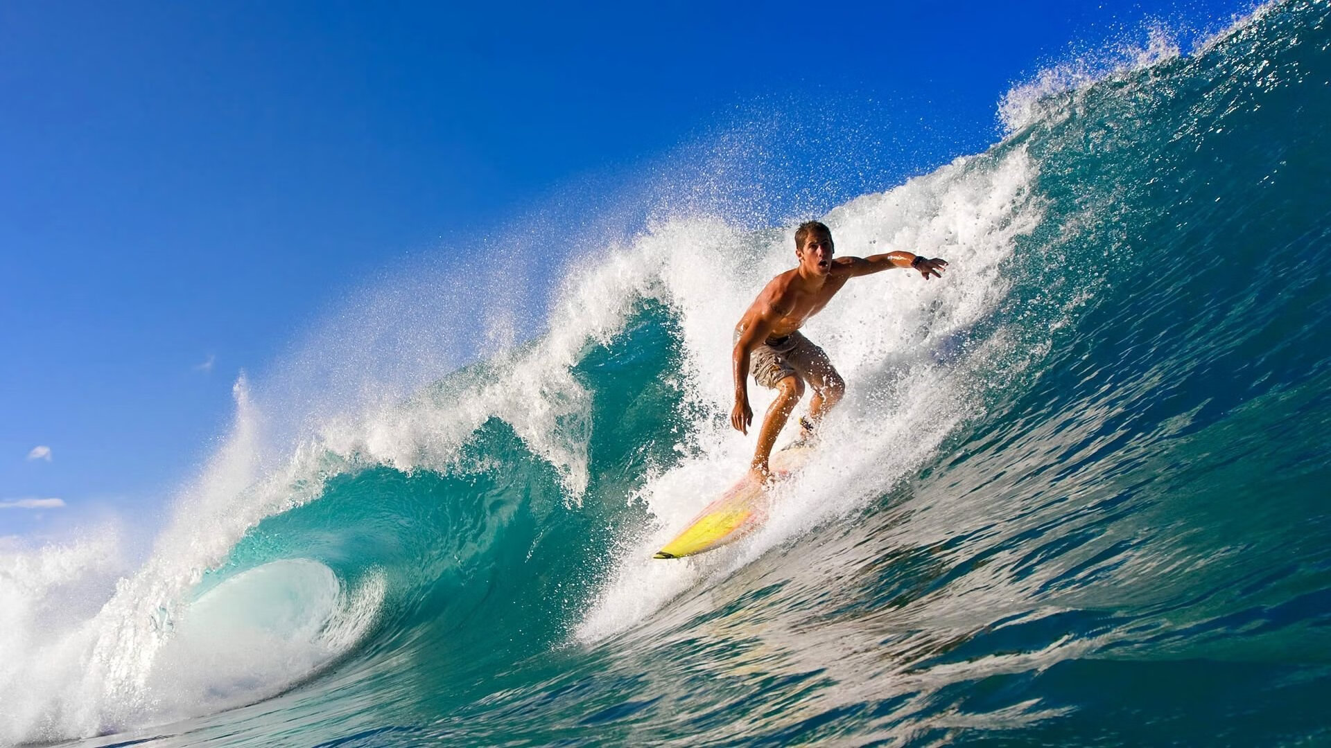 双城记,当尼克斯的末节风暴,遇见福克斯的街道狂飙