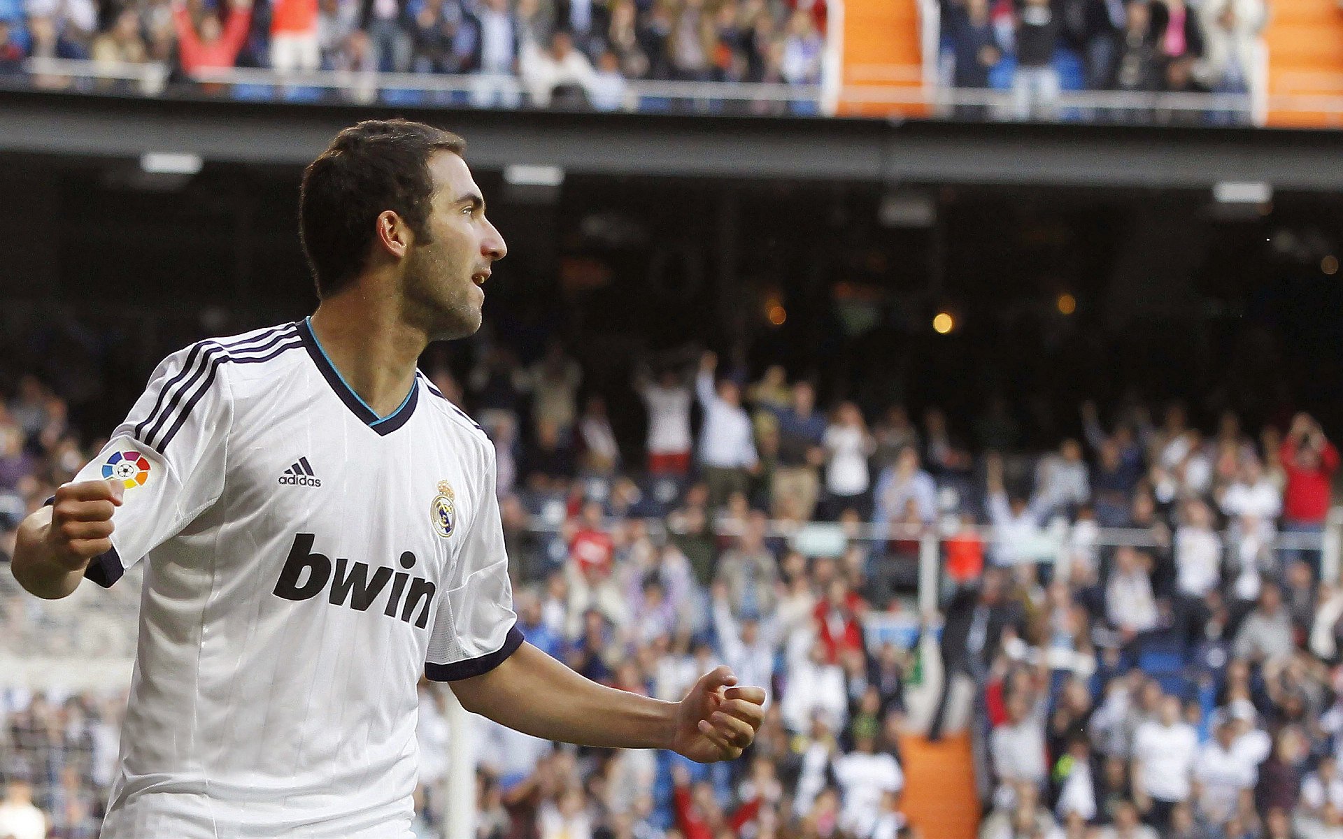 当拉亚的火焰遇上巴伐利亚的冰霜,拜仁强行终结佛罗伦萨的文艺复兴