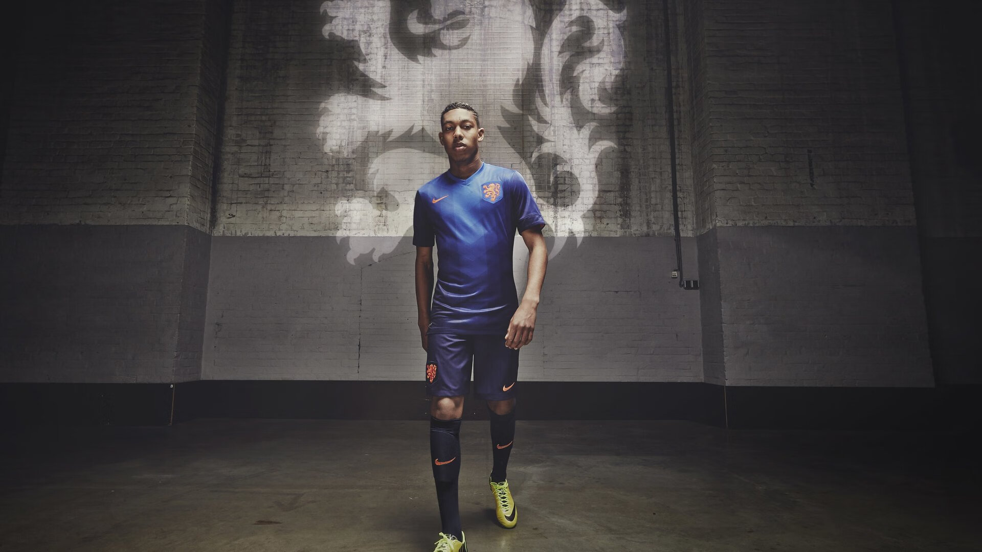 锡安魔术接管F1生死战,从篮球场到赛车场的跨界争冠启示